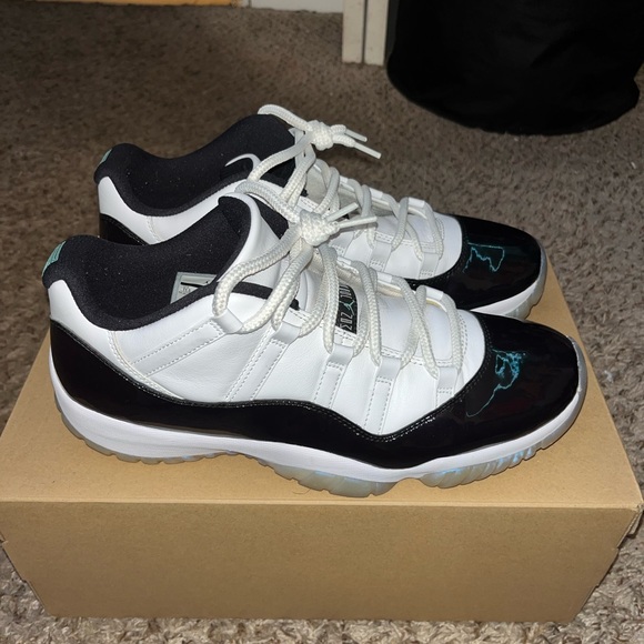 Jordan Retro Low 11 Emerald, Easter 2018